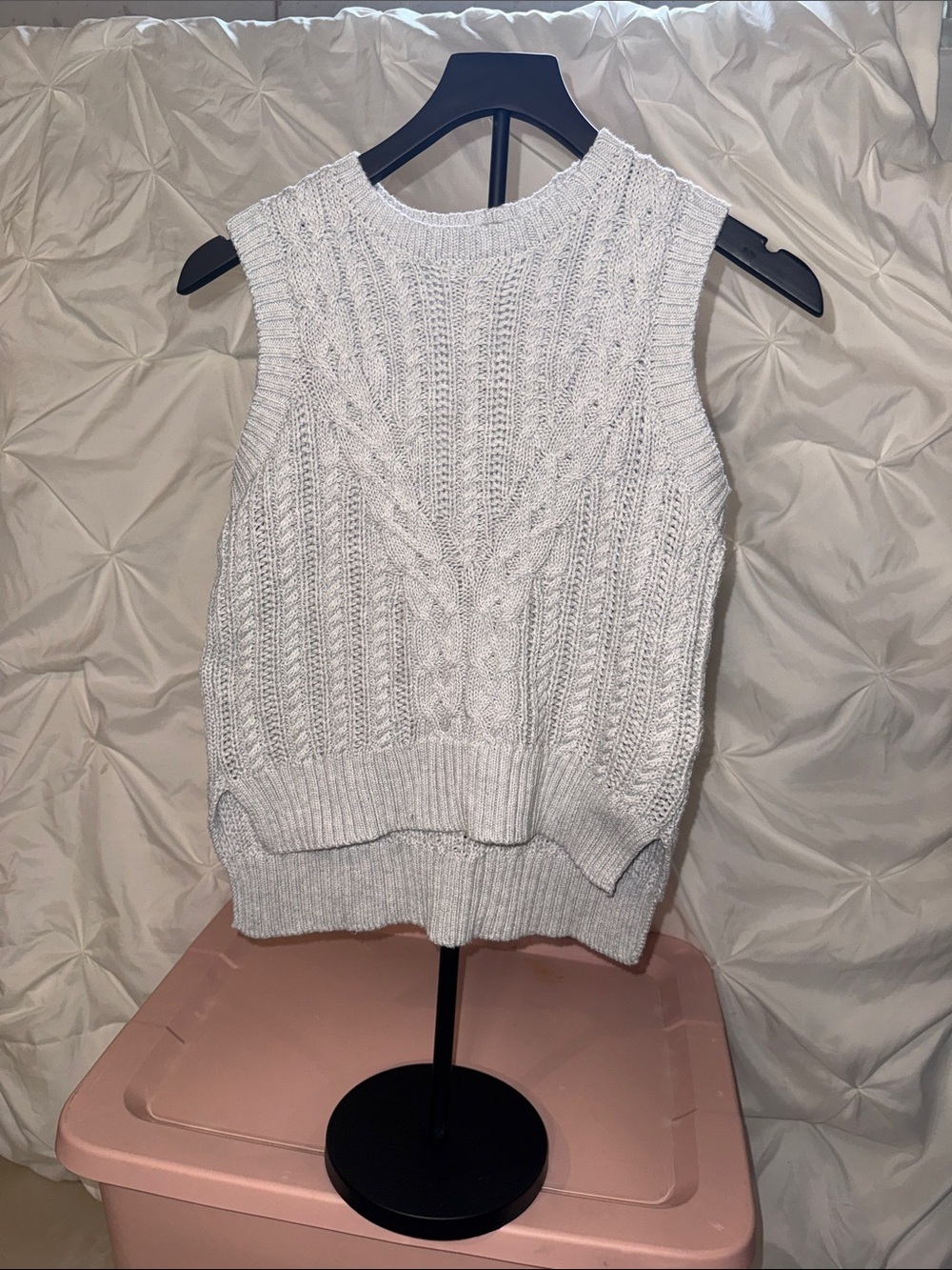 Rachel Zoe Light Gray Cable Knit Sleeveless Vest